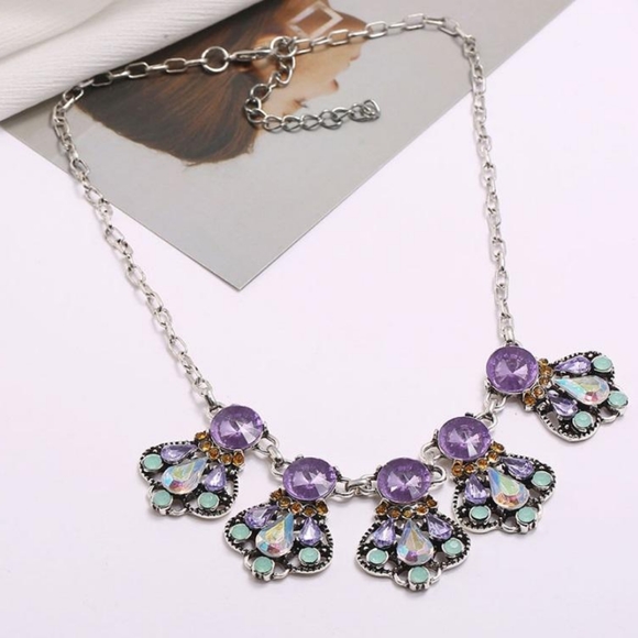 Rhinestone Crystal Bib Accent Necklace - Picture 3 of 8
